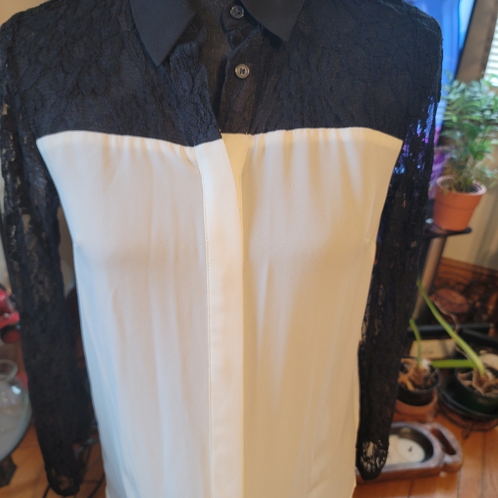 EXpress Lace two tone blouse and draw string back